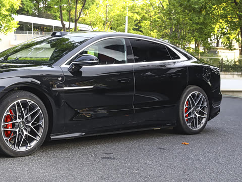 2025�� PHEV �����콢��