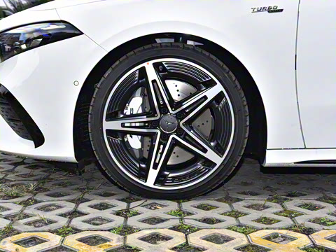 2026�� AMG A 35 4MATIC