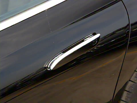 2026�� E 300 L �����