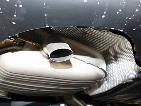 2026�� E 300 L �����