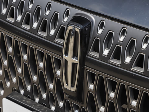 2026�� 2.0T ����������