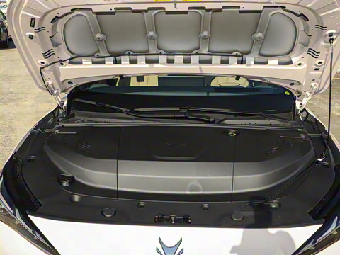 2025�� �Ŀ� 560MAX 185kW