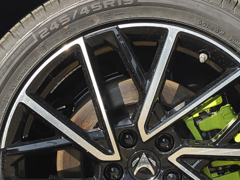 2025�� �Ŀ� 560MAX 185kW