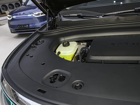 2025�� ���� Ultra�� 53.4kWh 6���� (896�߼����״