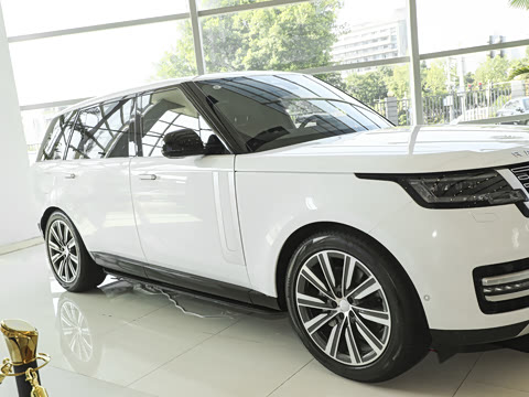 2025�� 3.0 L6 400PS �����ӳ���