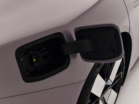 2025�� 750 ���������� Ultra