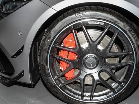 2025�� AMG CLA 45 S 4MATIC+