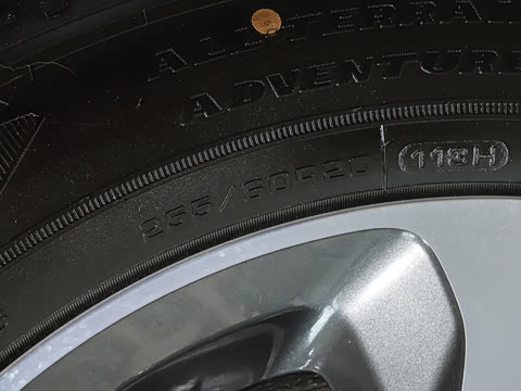 2025�� 110 3.0T P400 �����ر��