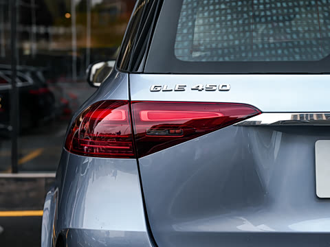 2025�� �Ŀ� GLE 450 4MATIC ������