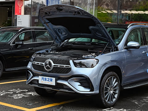 2025�� �Ŀ� GLE 450 4MATIC ������