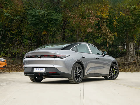 2025�� �Ŀ� 668MAX���а� 200kW