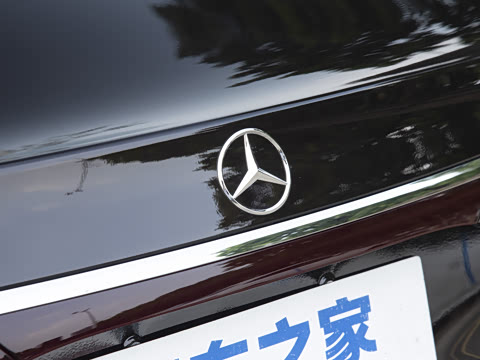 2025�� �Ŀ� E 260 L