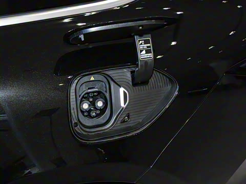 2025�� 100kWh Touring