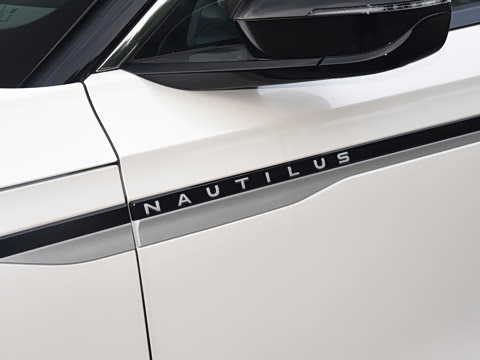 2026�� 2.0T ������춯��