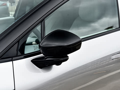 2026�� ���� 1550 Max �Ƽ���