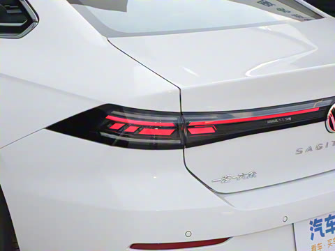 2026�� L 300TSI DSG ������