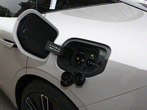 2025�� 240����Ultra H5