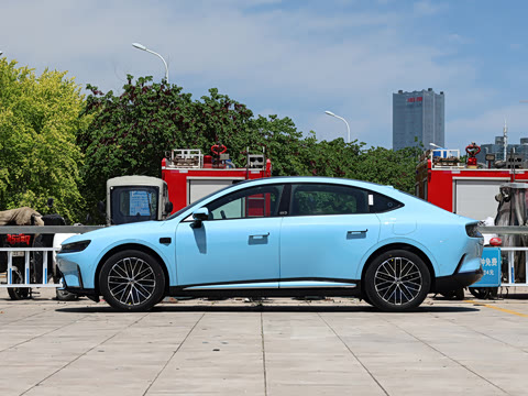 2026�� 1810 Max
