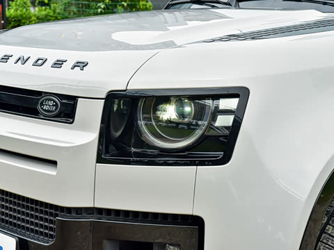 2026�� 110 3.0T X-Dynamic HSE
