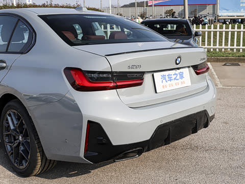 2026�� 330i M�˶���ҹ��װ