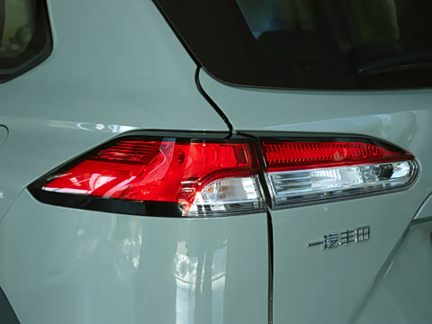 2026�� 2.0L ���ܵ��˫�� �ȷ��