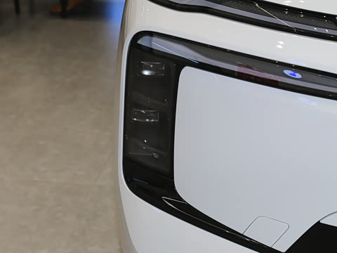 2025�� ������