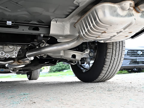 2027�� 2.3T EcoBoost ��������plus�� 7��