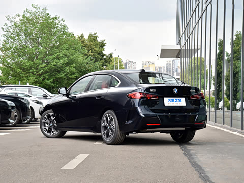 2026�� 225L M�˶���װ