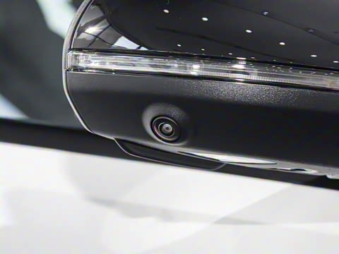 2026�� C 260 L �ҹ�˶���