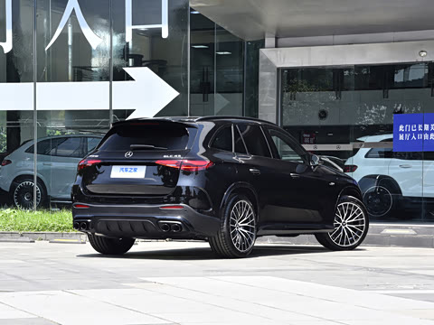 2026�� �Ŀ� AMG GLC 43 4MATIC