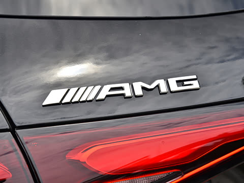 2026�� �Ŀ� AMG GLC 43 4MATIC