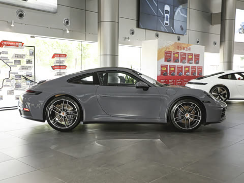 2026�� Carrera 3.0T