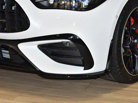 2025�� AMG CLE 53 4MATIC+ ������ܳ�