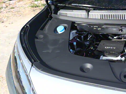 2026 DM-i 1.5T 218KM Խ