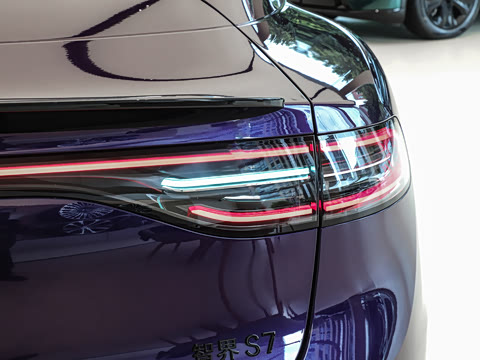 2026�� Max+ (896�߼����״