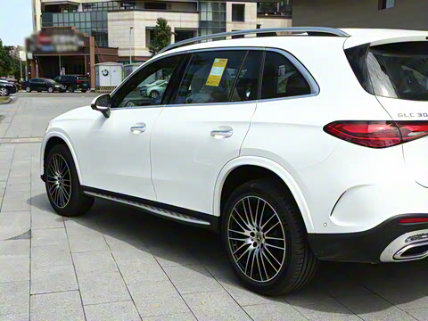 2025�� �Ŀ� GLC 300 L 4MATIC ������ 5��