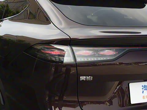 2025�� 670 Max��