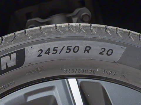 2025�� 670 Max��