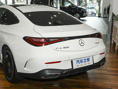 2025�� CLE 300 4MATIC �����ͽ��ܳ�