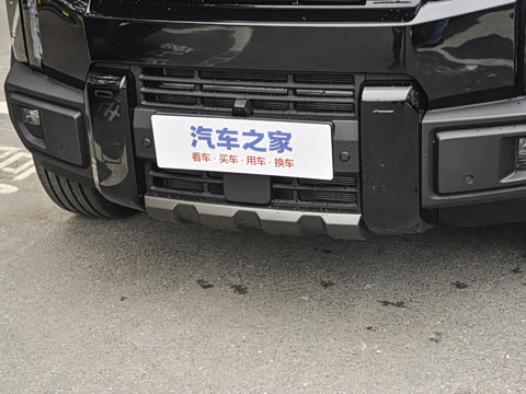 2025�� 215Զ�а�