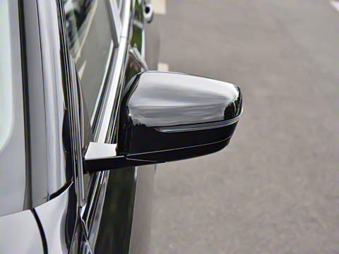 2026�� eDrive 40 L ��ҹ��װ