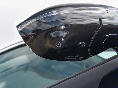 2025�� ����200 Pro