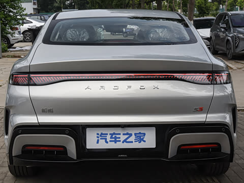 2026�� 535 MAX�����