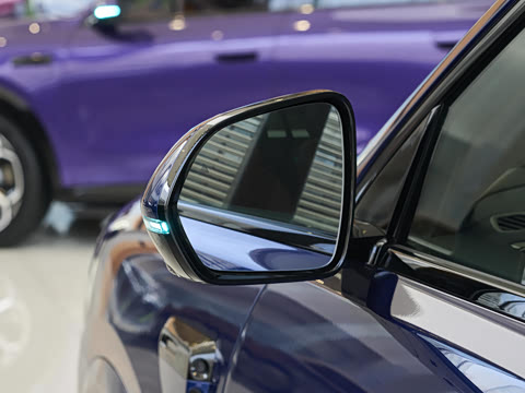 2025�� ���� Ultra�� 53.4kWh 6���� (896�߼����״