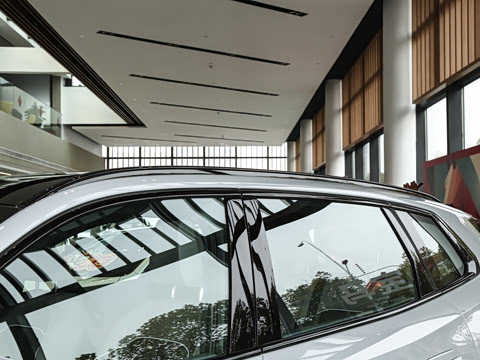 2026�� xDrive30L ������ M�˶���ҹ��װ