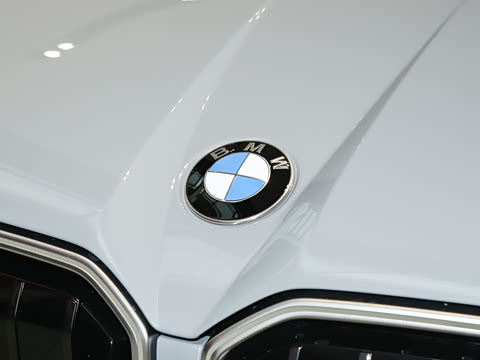 2026�� xDrive30L ������ M�˶���ҹ��װ