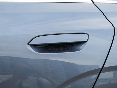 2025�� EV 545KM������
