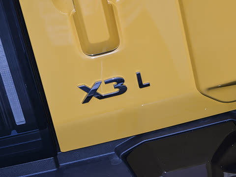 2025�� 215Զ�а�