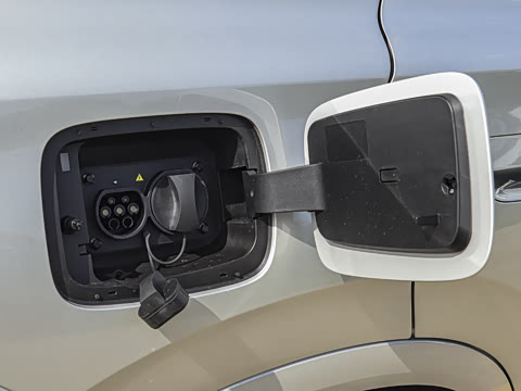 2025�� 185KM�����