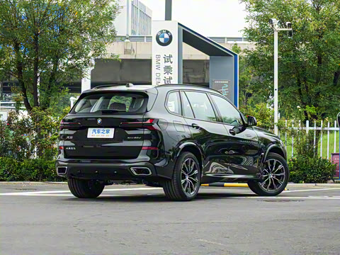 2025 xDrive 30Li M˶ҹװ